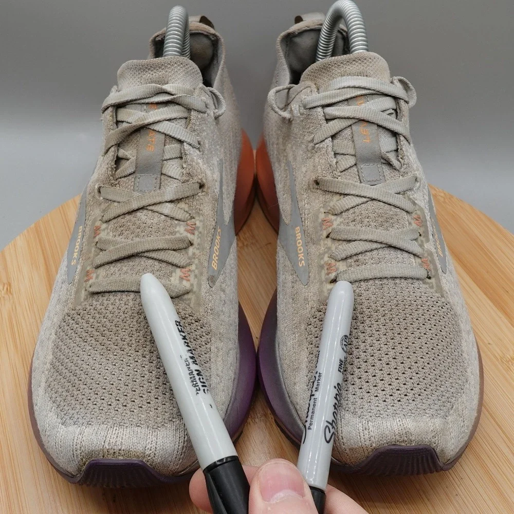 Brooks Shoes Women 9 Gray Levitate 3 Energize Neutral Running Sneakers Flaws